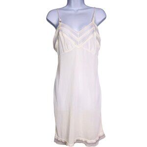 Vintage Womens M Full Slip Ivory Nylon Lace V Neck